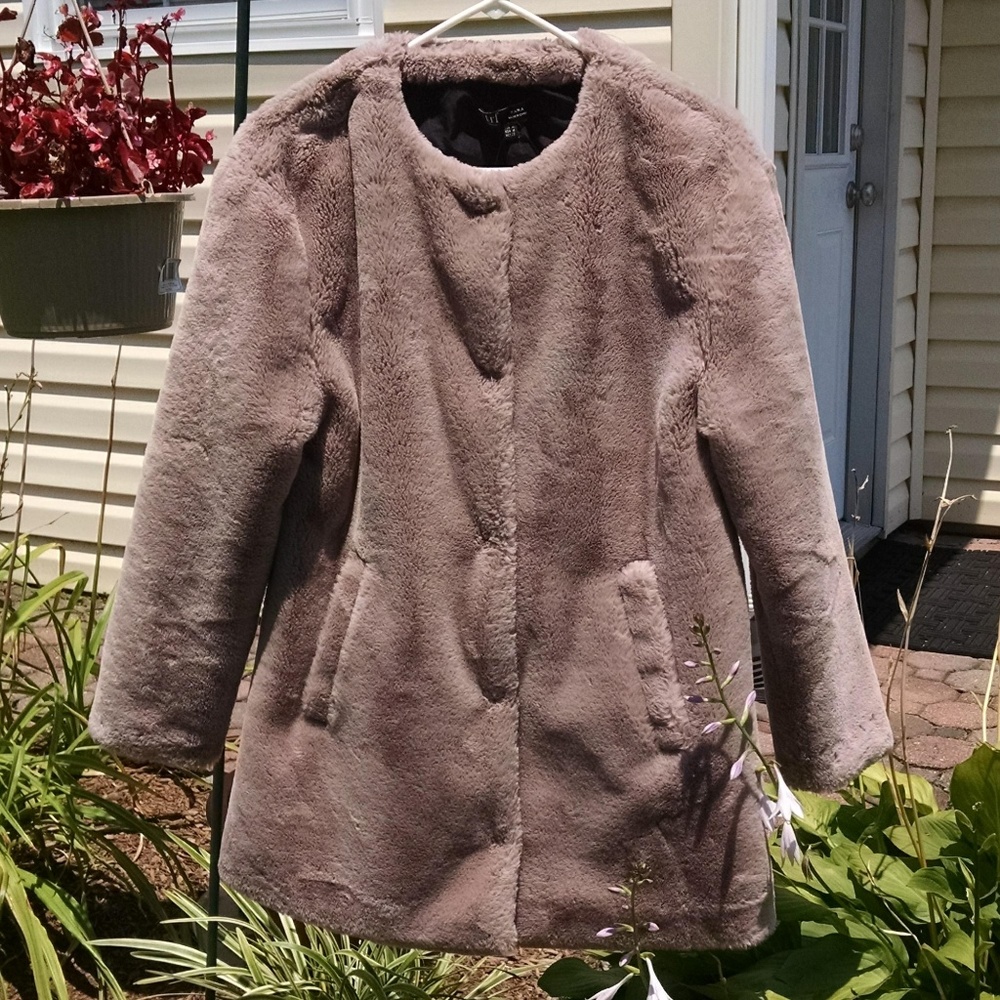 Zara Trf taupe faux fur coat size M